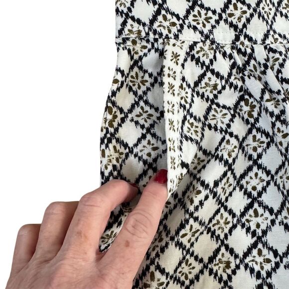 LOFT Women's Geometric Skirt Size 4 with Pockets - Picture 2 of 8
